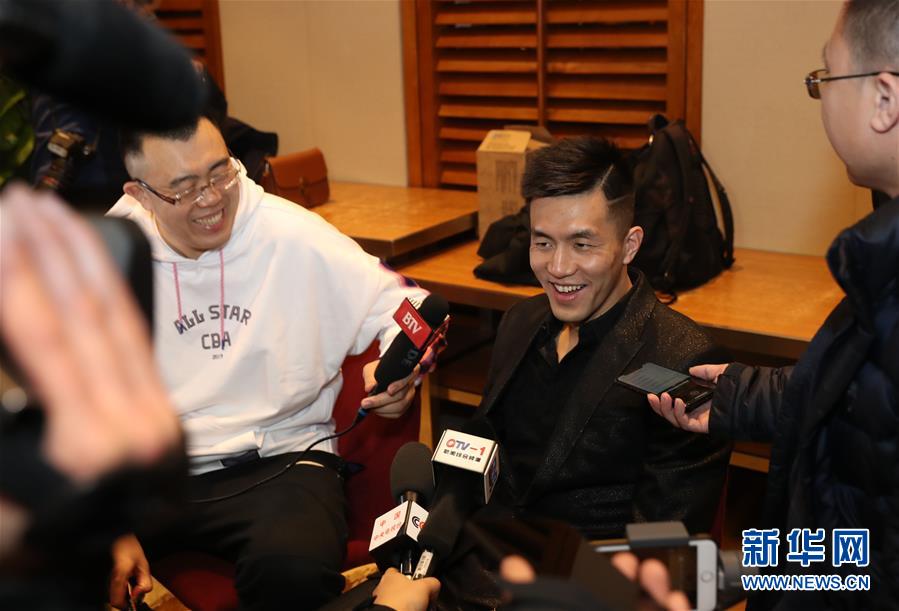 在赛场上不