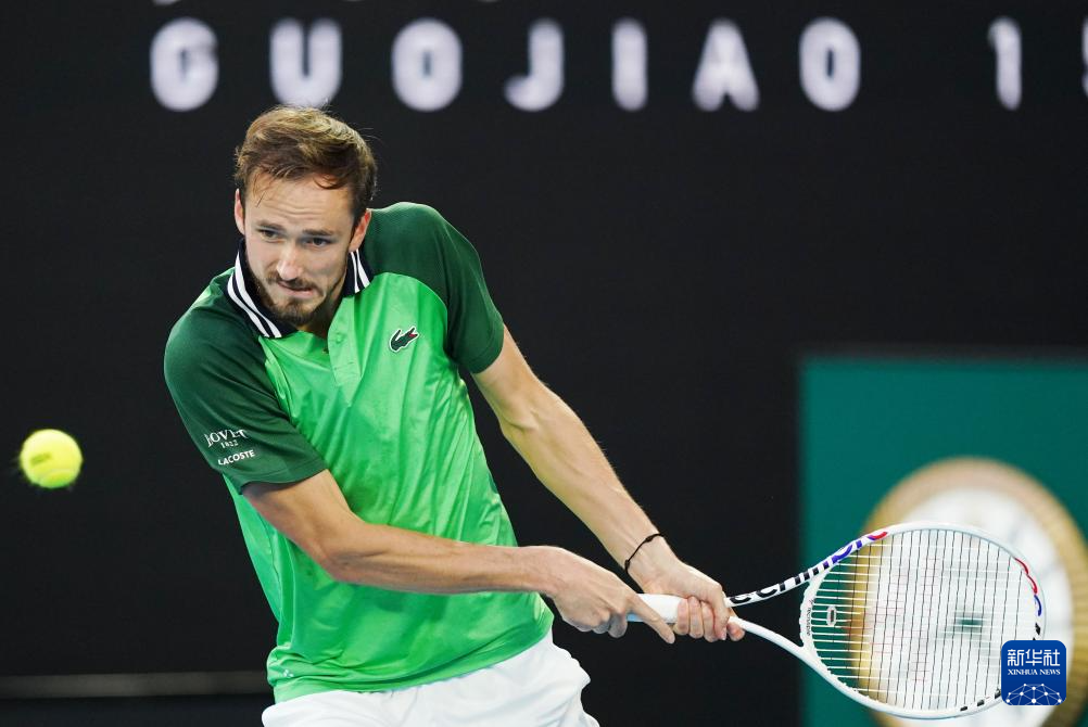 美国女子公开赛斯塔克领先54洞 殷若宁T10阎菁T13