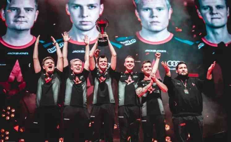 中心线上球 中心线上球